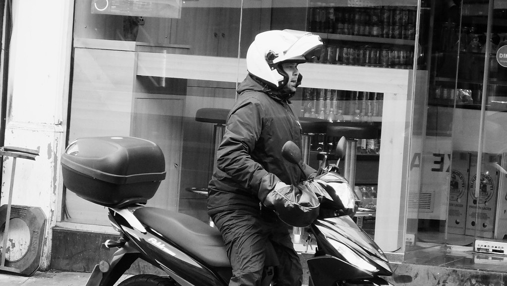 外卖小哥的电瓶车，为什么能跑一天？